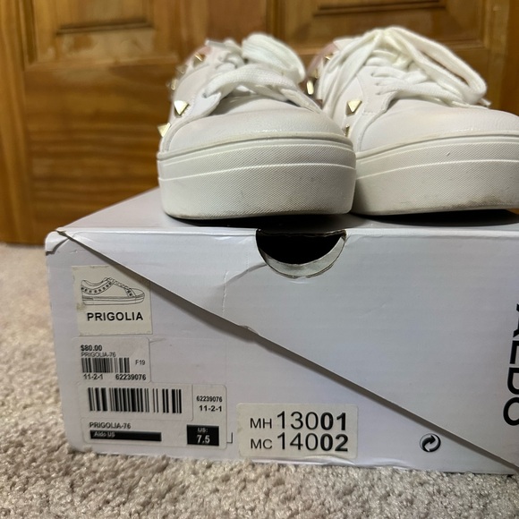 ALDO Prigolia sneaker size 7.5 in good condition - Picture 8 of 8